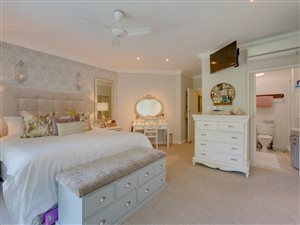 5 Bed House in Rouken Glen