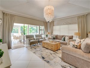 5 Bed House in Rouken Glen