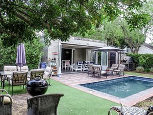 6 Bedroom House in Die Boord