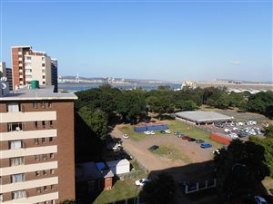 Studio Apartment in Albert Park