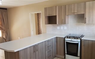 2 Bedroom Apartment in Honey Park