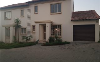 2 Bedroom Duplex in Country View