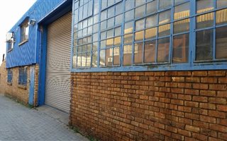 1115 m² Industrial space in Sebenza