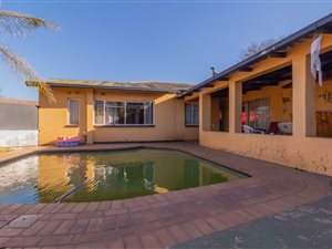 3 Bed House in Minnebron