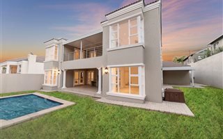 3 Bedroom Duplex in Petervale