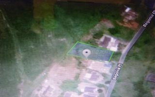 1195 m² Land available in La Mercy