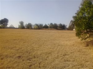 1500 m² Commercial space in Bredell AH