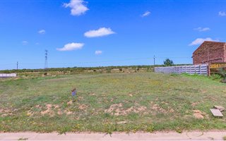975 m² Land available in Strelitzia Park