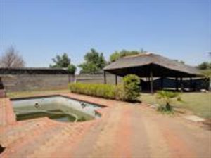 3 Bedroom House in Ncandu Park