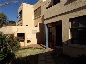 3 Bed Townhouse in Lonehill