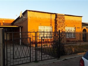 3 Bed House in Daveyton