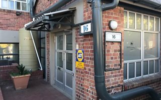 418 m² Commercial space in Mowbray