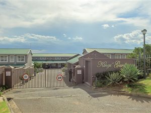 2 Bed Apartment in Kingswood
