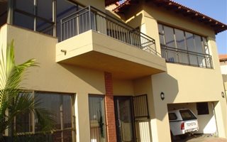 4 Bedroom House in Sterrewag