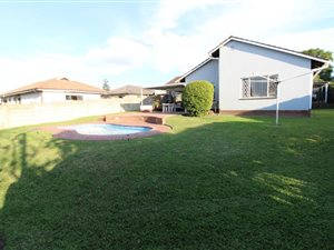 3 Bed House in Bisley