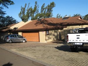 3 Bed Simplex in Wakenshaw Estate