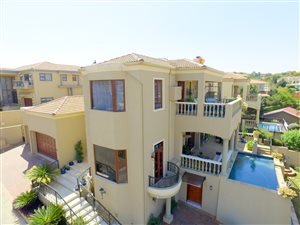 4 Bed Cluster in Bassonia