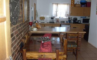 17 Bedroom Cluster in Kuruman