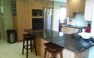 4 Bedroom House in Alphen Park