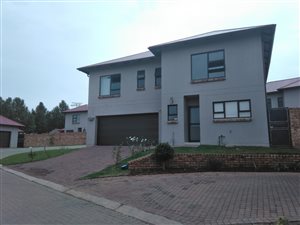 3 Bed Cluster in Maroeladal