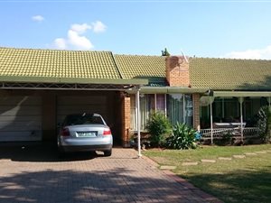 3 Bed House in Declerqville