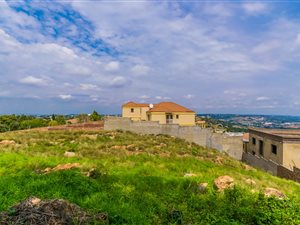 1575 m² Land available in Northcliff
