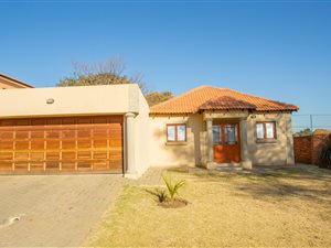 3 Bed House in Heatherview