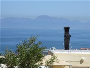 570 m² Land available in Mountainside