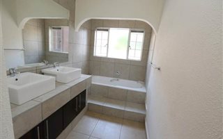 1 Bedroom Apartment in Bramley