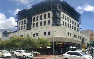 203 m² Commercial space in De Waterkant
