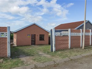 2 Bedroom House in Amalinda