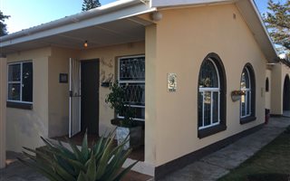3 Bedroom House in Bothasrus