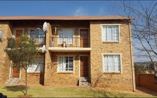 2 Bedroom Townhouse in Strubens Valley