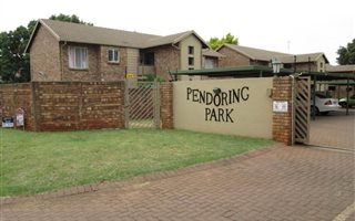 2 Bedroom Apartment in Doornpoort and surrounds