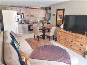 1 Bed Townhouse in Waterkloof