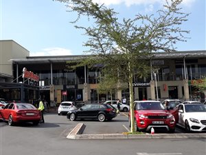 219 m² Retail Space in Strathavon