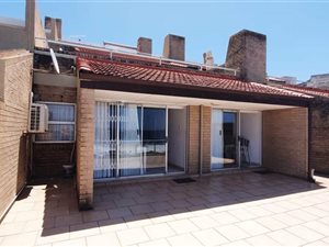 3 Bed Apartment in Compensation Beach