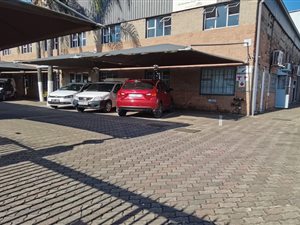 1810 m² Industrial space in Glen Anil