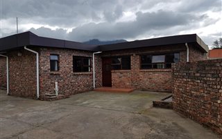 5 Bedroom House in Bodorp