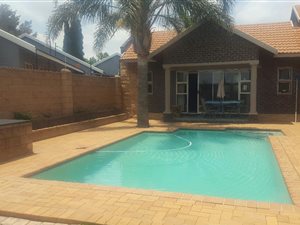 5 Bed House in Sunair Park