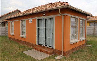 3 Bedroom House in Chantelle