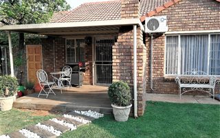 3 Bedroom Townhouse in Willow Park Manor