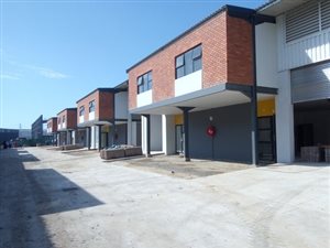 180 m² Commercial space in Cornubia