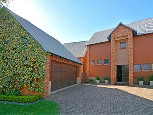 3 Bed Cluster in Glen Marais
