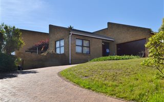 3 Bedroom House in Plattekloof