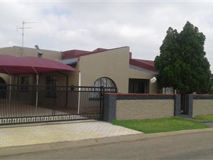 4 Bed House in Sebokeng Zone 10
