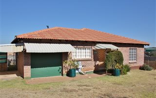 2 Bedroom House in Vaal Marina