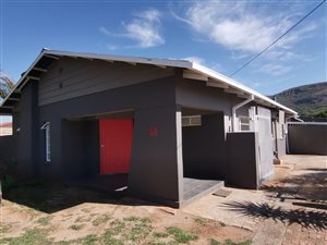 3 Bed House in Parktown Estate