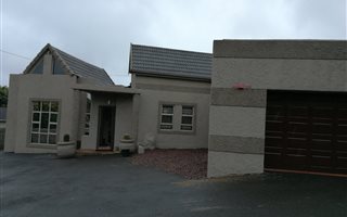 4 Bedroom House in Waterfall