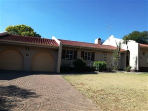 4 Bed House in Rembrandt Ridge